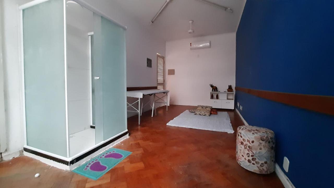 Hostal Nomads Multicultural & Coworking