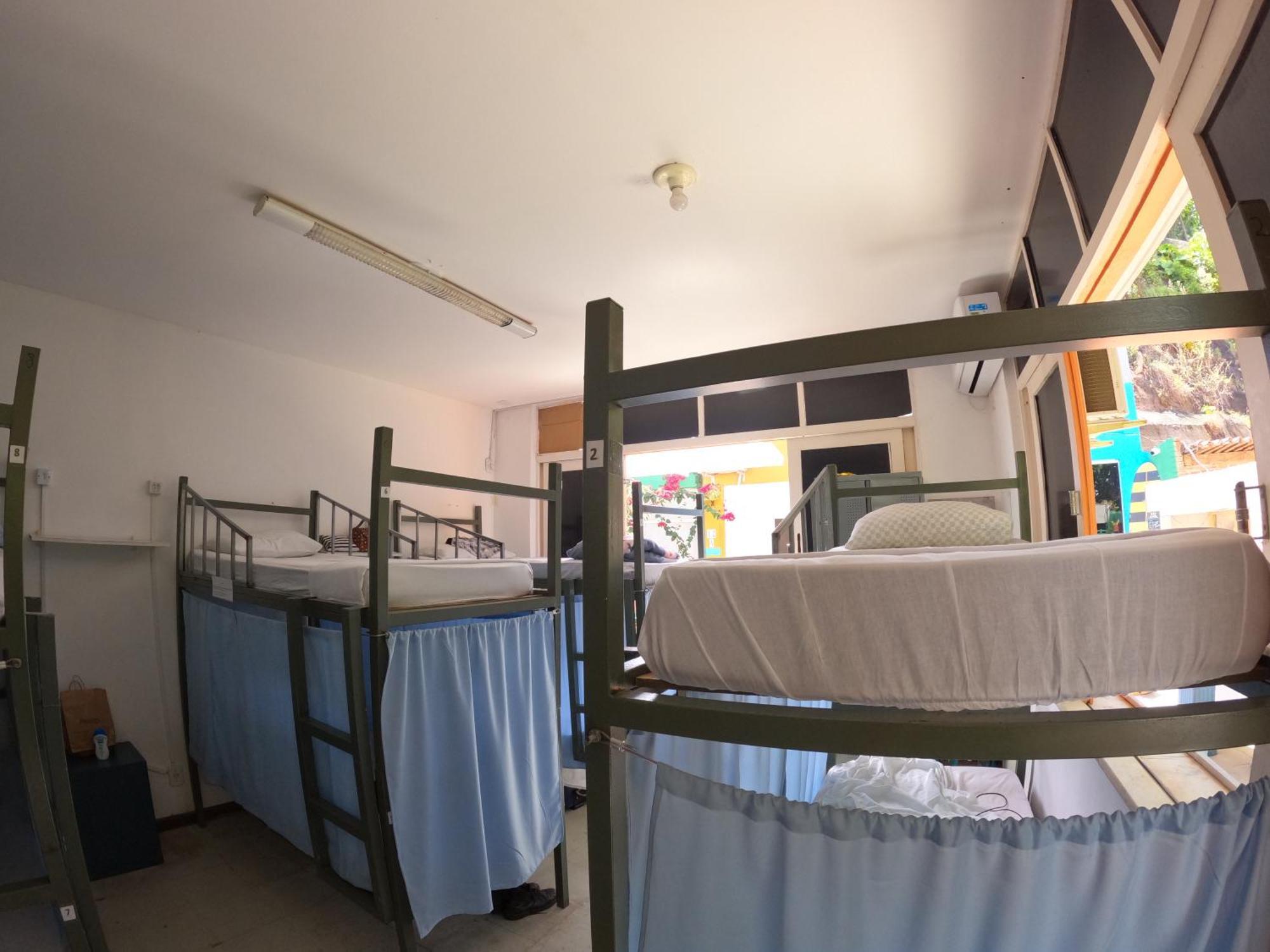 Hostal Nomads Multicultural & Coworking